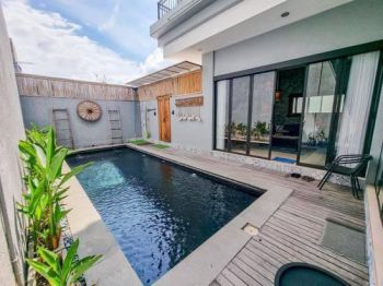 Dijual Villa 3 Kamar Tidur Di Berawa Semat Canggu Kuita Uatara Badung Bali.