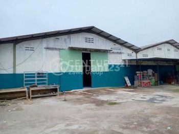 Di  Gudang Ex Pabrik Lokasi Strategis Di Bekasi Jawa Barat