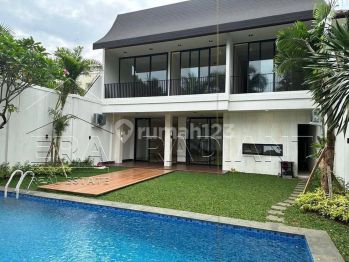 Dijual Rumah Baru Mewah 2 Lantai di Kemang, Jakarta Selatan