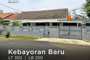 DIJUAL RUMAH TERAWAT JALAN GANDARIA KEBAYORAN BARU JAKARTA SELATAN SHM Luas : :