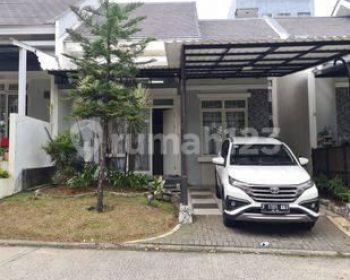 Disewakan rumah di terace hill sentul city