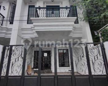Rumah America Classic Siap Huni Dekat Jalan Utama Tol Desari Pancoran Mas