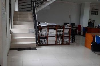 Kantor Dengan Bangunan Luas Harga Bisa Nego Di Kawasan Antapani