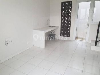 Sale Rumah: dayana summarecon