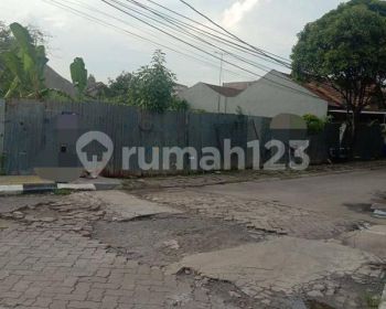 Lahan Pinggir Jalan Raya Besar di BSD Nusaloka Tangerang