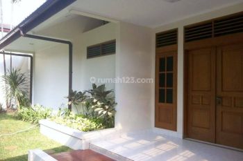 Disewakan Murah Rumah di Taman Biduri, Permata Hijau Jakarta