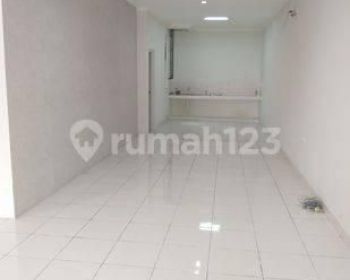 J Disewakan Ruko Graha Boulevard 5x16 3 Lantai Gading