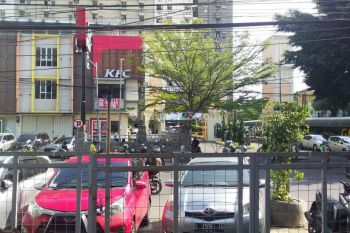 Toko 1 Lantai Ex Disewa Indomaret Jl. Jend.a.yani, Cicadas