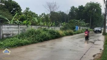 Jual Pabrik / Workshop di jalan raya Cileles - Tigaraksa, Tangerang.