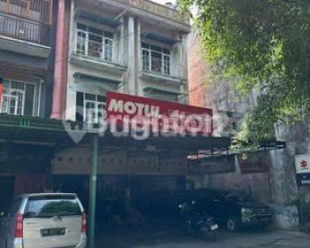 ruko gandeng usaha 3 lantai