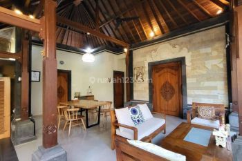 Dijual  villa area sanur deket Grandlucky. Suasana aman nyaman