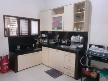 Rumah Dijual di Serua Permai Lokasi Strategis