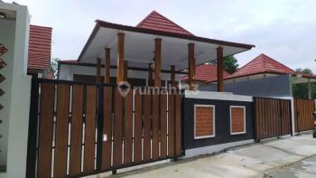 Rumah Villa Joglo Jogja Ada Kolam Renang Dekat Candi Prambanan