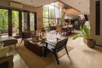 thumbnail-luxury-home-in-kebayoran-baru-with-swimming-pool-6-bedrooms-4-bathrooms-6