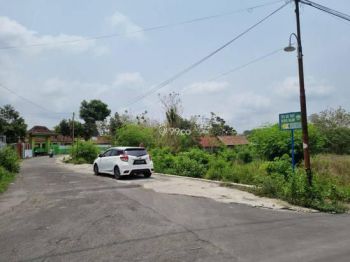 Dekat Tol Trihanggo Jogja, Tanah SHM Cocok Kost