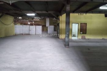 Gudang Bersih Strategis Bagus di Kiaracondong, Bandung