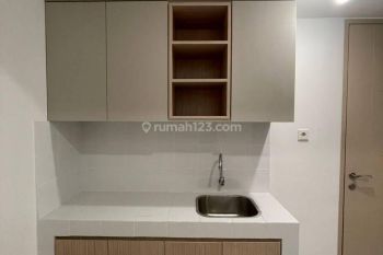 Disewakan Apartemen Tokyo Riverside Pik 2 2br Semi Furnished, Hoek
