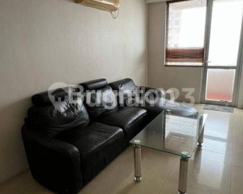 APARTEMEN PALADIAN FULLY FURNISHED KONDISI BAGUS BERSIH