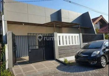 JUAL RUMAH VILLA KALIJUDAN