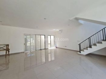 Disewakan rumah pik2 san antonio 10 x 15 .full ac