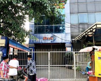 Ruko 4 Lantai di Jl Perserikatan Rawamangun lt 229 m2 Harga Nego