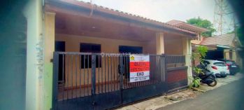 Rumah 2 Lantai di Pejompongan Jakarta Pusat