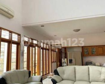Disewakan Rumah Besar Mekar Wangi Furnish Siap Huni