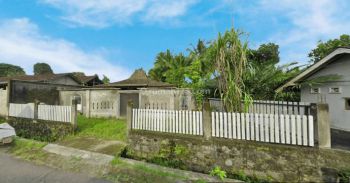 Tanah Tempel Bonus Bangunan Joglo, Cocok Villa