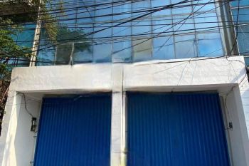 Disewa Ruko Gandeng Angkasa Raya Uku 9x15 Jln Raya 3 Lantai Cocok Buat Segala