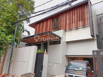 KEMANG DALAM RUMAH MEWAH PRIVATE POOL PRIME AREA KEMANG DALAM JAKARTA SELATAN