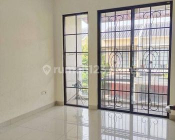 Disewa rumah cluster green village dengan fasilitas bagus