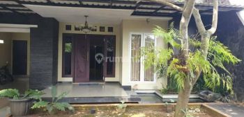 Dijual Rumah Luas Cocok Untuk Usaha Kos Kosan