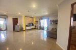 thumbnail-luxury-unit-apartement-the-majesty-apartment-furnished-strategis-5
