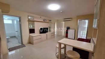 3 BR Renovasi Jadi 2 BR Lay Out Sangat Nyaman Dan Furnished Apartemen 3 Kamar