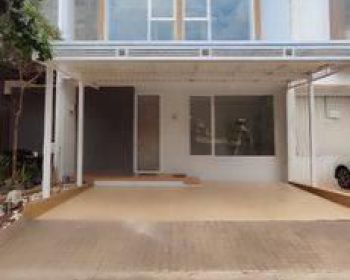 Sewa Rumah Cantik Fortune Graha Raya Depan Taman Dekat Satpam