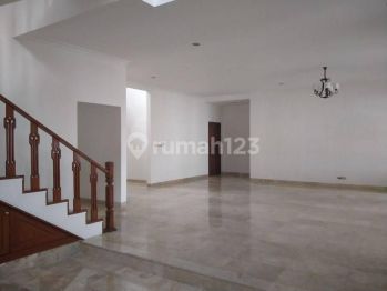 Rumah Super Terawat Dan Elegance