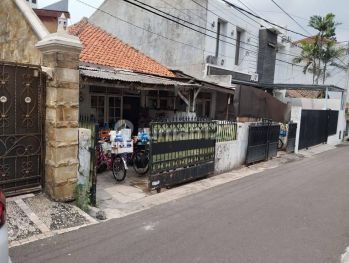 KEBAYORAN BARU TANAH BONUS RUMAH AREA NYAMAN DEKAT SCBD