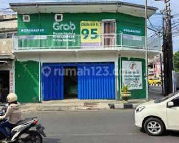 Ruko Tengah kota Sidoarjo di jl.KH.Mukmin