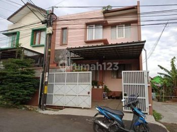 Rumah di Komplek Bumi Sariwangi Cimahi Utara,