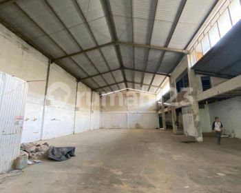 Disewakan Gudang Luas Strategis di Satria Raya Bandung
