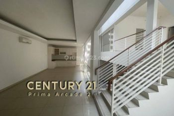 kan Rumah Luas Dan Nyaman 4 KT Di Sektor 7 Bintaro Om12133