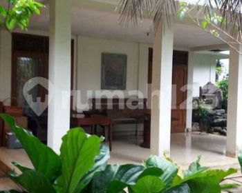 Rumah M U R A H Bawah N J O P Area Komersial Jl. Timbul Jagakarsa