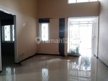 Rumah Under 2m di Kota Baru Parahyangan Tatar Banyak Sumba Kalau di Renovasi