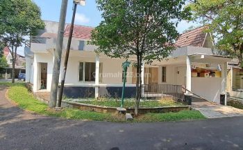 Dijual rumah posisi di Hook di cluster Viktoria sentul city