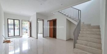 Jarang Ada Rumah Baru Di Sayap Pajajaran Siap Huni