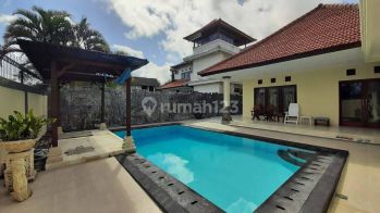 Villa Cantik One Gate Sistim komplek villa2 di Mumbul Nusa Dua