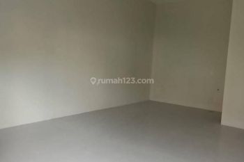 Ruko Baru Di Seminyak Badung Bali