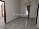 thumbnail-rumah-bagus-2-lantai-dan-strategis-semi-furnished-0