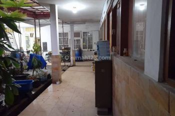 Dijual Rumah  Sayap Dago COCOK UTK USAHA DAN TINGGAL