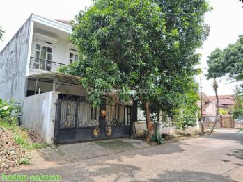 Rumah 2 lantai di jual murah bagus dan indah